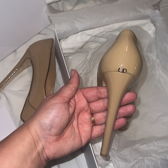 Christian Dior Pumps - Picture 7 of 11
